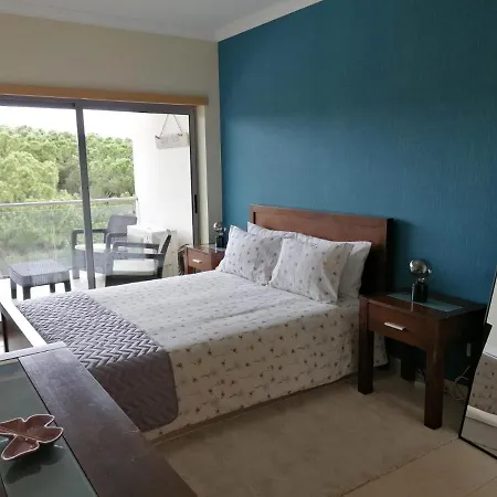 Casa Jacqueline Албуфейра